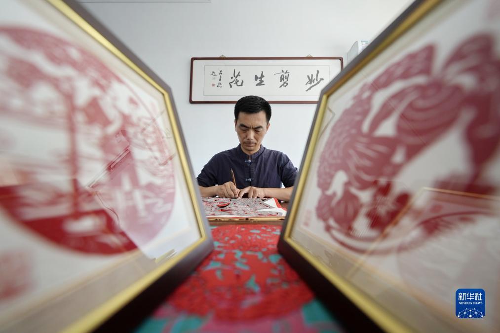下载亚洲会